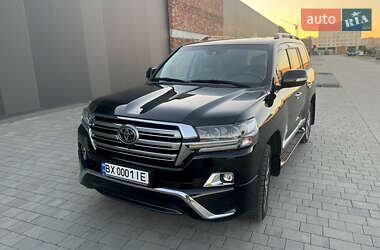 Позашляховик / Кросовер Toyota Land Cruiser 2017 в Хмельницькому