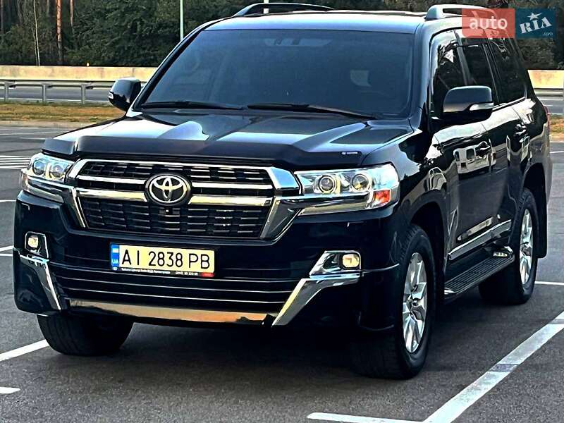 Внедорожник / Кроссовер Toyota Land Cruiser 2018 в Киеве