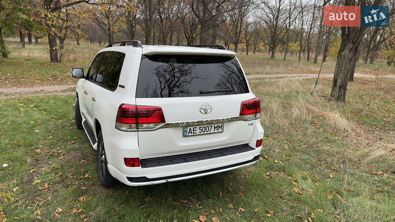 Внедорожник / Кроссовер Toyota Land Cruiser 2019 в Днепре