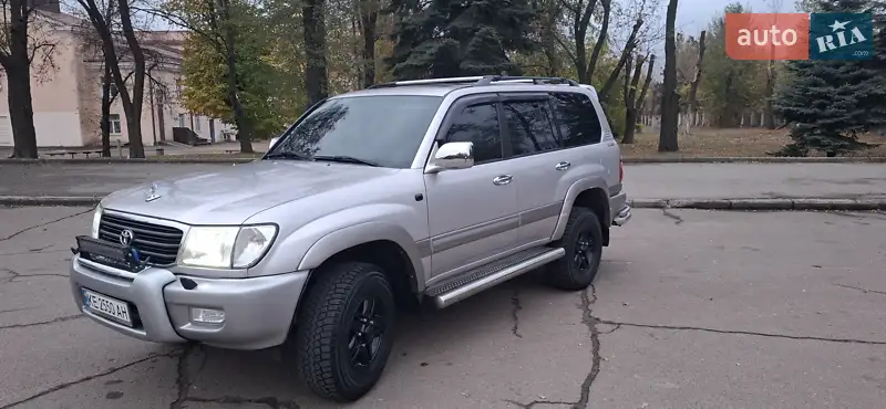 Toyota Land Cruiser 2001