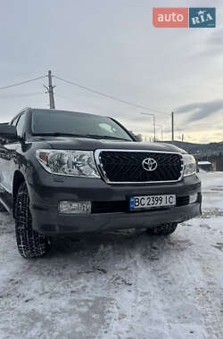 Внедорожник / Кроссовер Toyota Land Cruiser 2011 в Сходнице