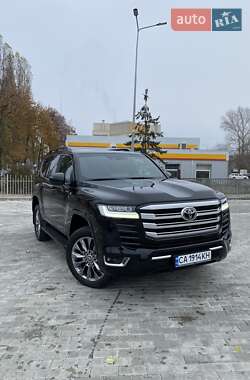 Внедорожник / Кроссовер Toyota Land Cruiser 2021 в Черкассах