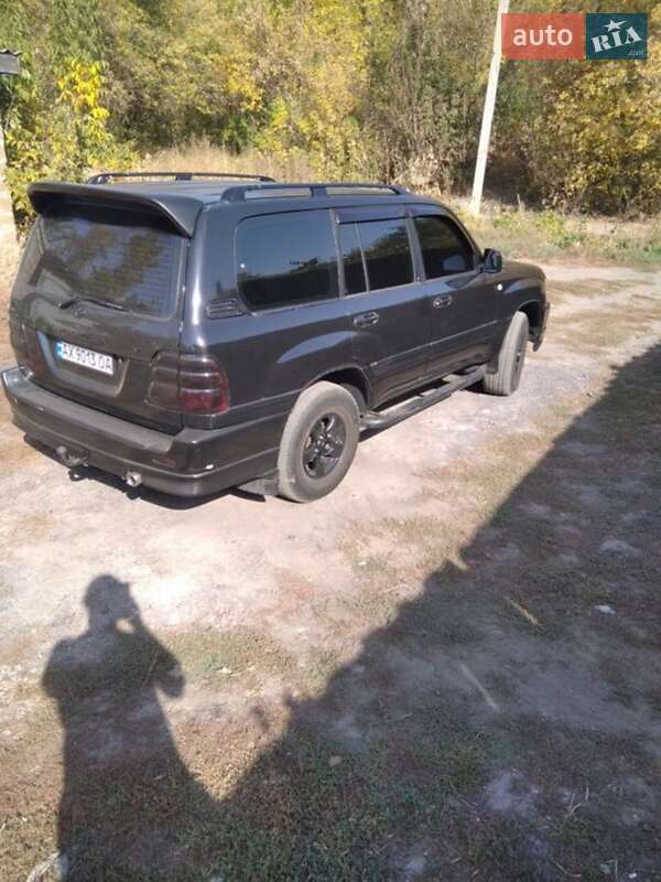 Внедорожник / Кроссовер Toyota Land Cruiser 1999 в Харькове