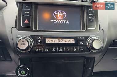 Внедорожник / Кроссовер Toyota Land Cruiser 2013 в Днепре