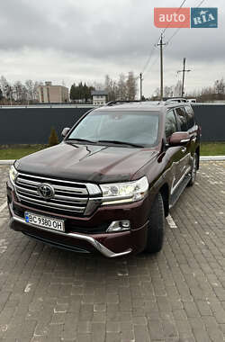 Внедорожник / Кроссовер Toyota Land Cruiser 2016 в 