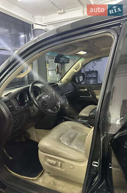 Внедорожник / Кроссовер Toyota Land Cruiser 2008 в 