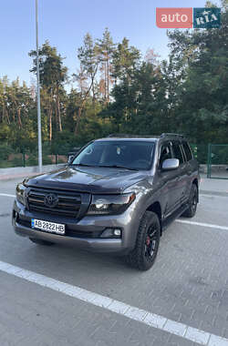 Внедорожник / Кроссовер Toyota Land Cruiser 2008 в 