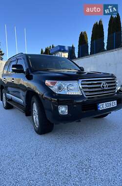 Внедорожник / Кроссовер Toyota Land Cruiser 2012 в Залещиках