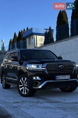 Внедорожник / Кроссовер Toyota Land Cruiser 2016 в Залещиках