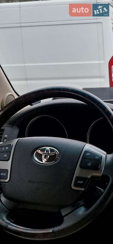 Внедорожник / Кроссовер Toyota Land Cruiser 2008 в Львове