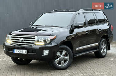 Внедорожник / Кроссовер Toyota Land Cruiser 2007 в Сарнах