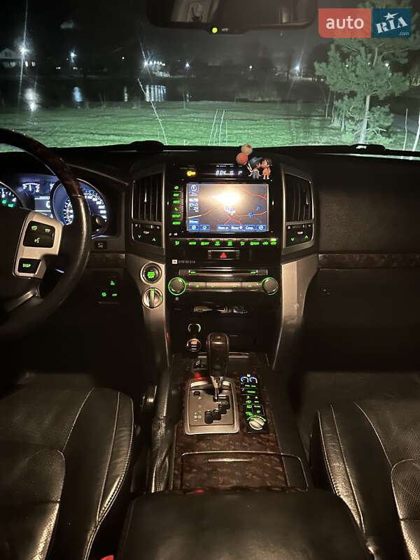 Внедорожник / Кроссовер Toyota Land Cruiser 2012 в Киеве