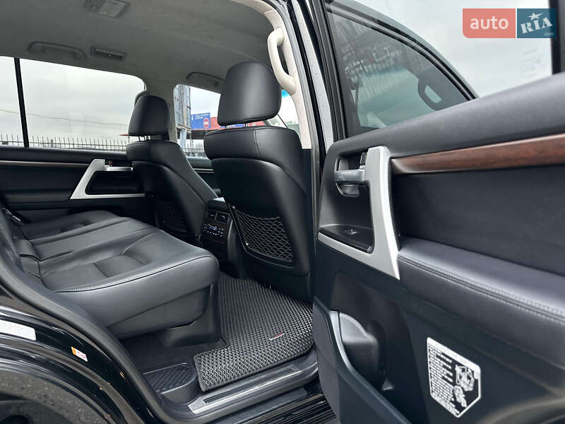 Позашляховик / Кросовер Toyota Land Cruiser 2019 в Києві