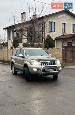 Внедорожник / Кроссовер Toyota Land Cruiser 2005 в Харькове