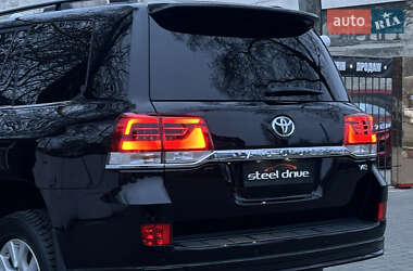 Внедорожник / Кроссовер Toyota Land Cruiser 2019 в 