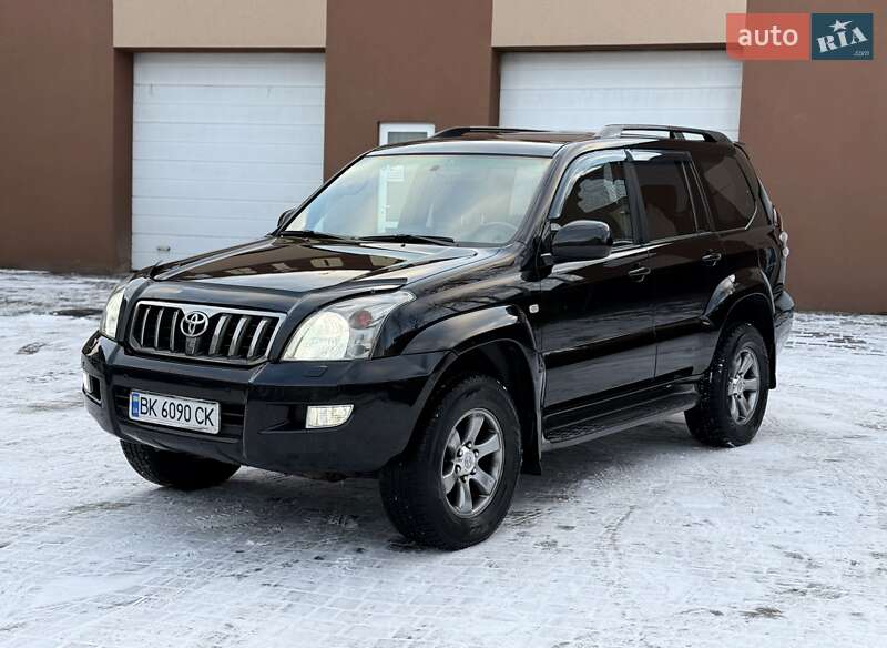 Позашляховик / Кросовер Toyota Land Cruiser 2008 в Рівному