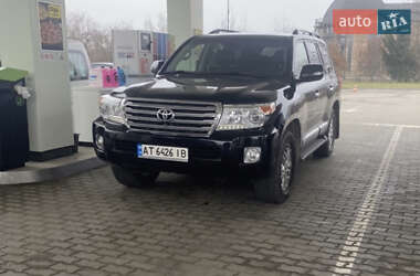 Позашляховик / Кросовер Toyota Land Cruiser 2013 в Івано-Франківську