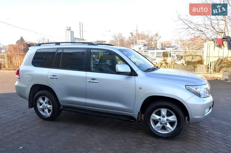 Внедорожник / Кроссовер Toyota Land Cruiser 2008 в Львове