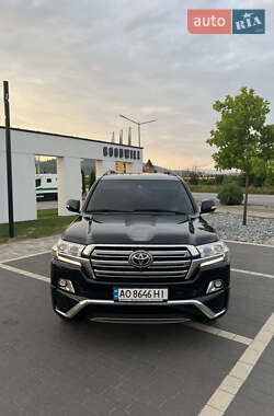 Позашляховик / Кросовер Toyota Land Cruiser 2015 в Мукачевому