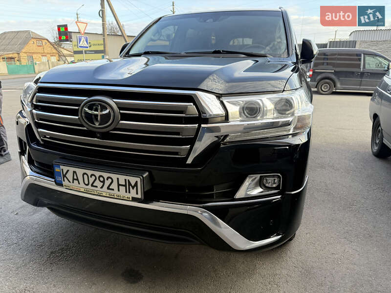 Внедорожник / Кроссовер Toyota Land Cruiser 2017 в Киеве