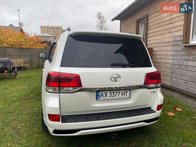 Внедорожник / Кроссовер Toyota Land Cruiser 2016 в Харькове