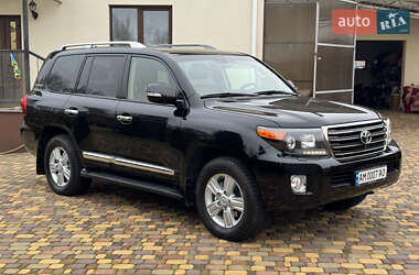 Внедорожник / Кроссовер Toyota Land Cruiser 2014 в Житомире