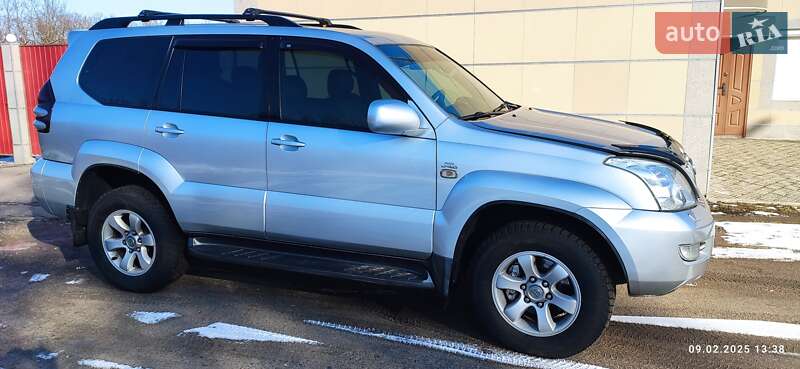 Внедорожник / Кроссовер Toyota Land Cruiser 2006 в Харькове