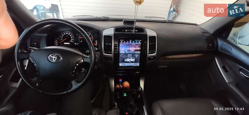 Внедорожник / Кроссовер Toyota Land Cruiser 2006 в Харькове