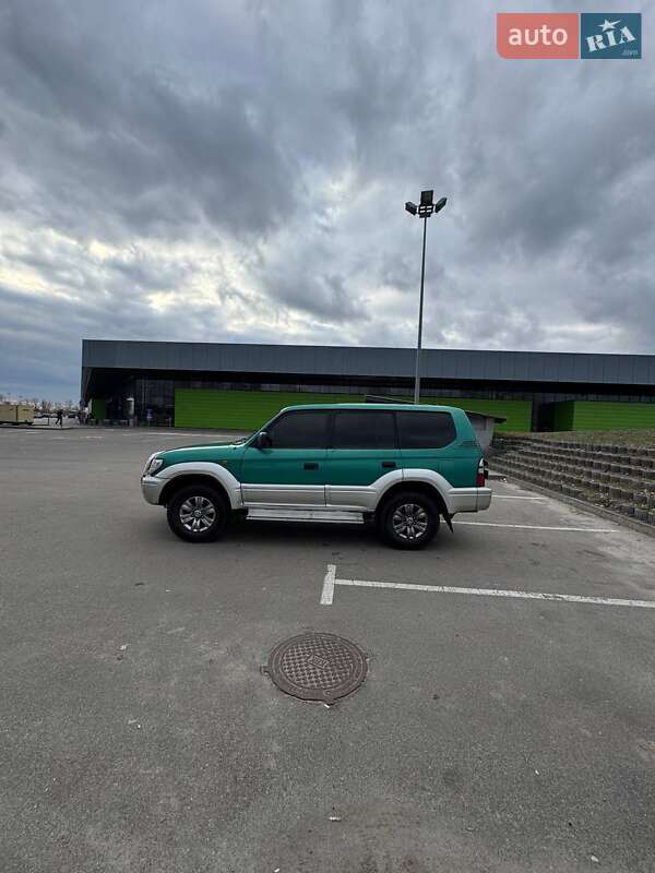 Внедорожник / Кроссовер Toyota Land Cruiser 1998 в Киеве