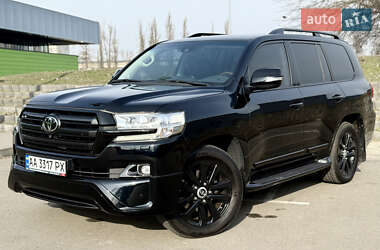 Внедорожник / Кроссовер Toyota Land Cruiser 2015 в Киеве