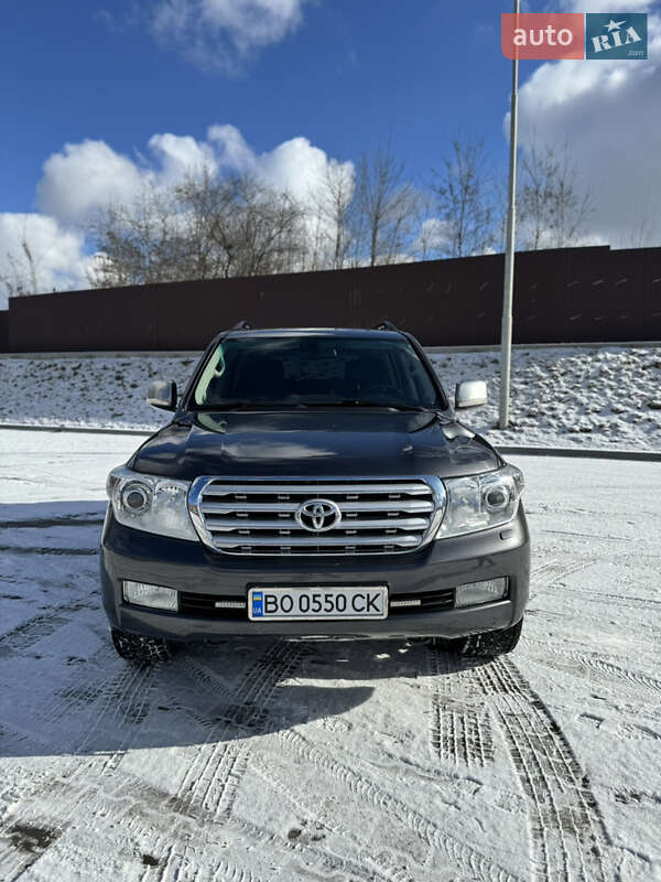 Внедорожник / Кроссовер Toyota Land Cruiser 2010 в Тернополе