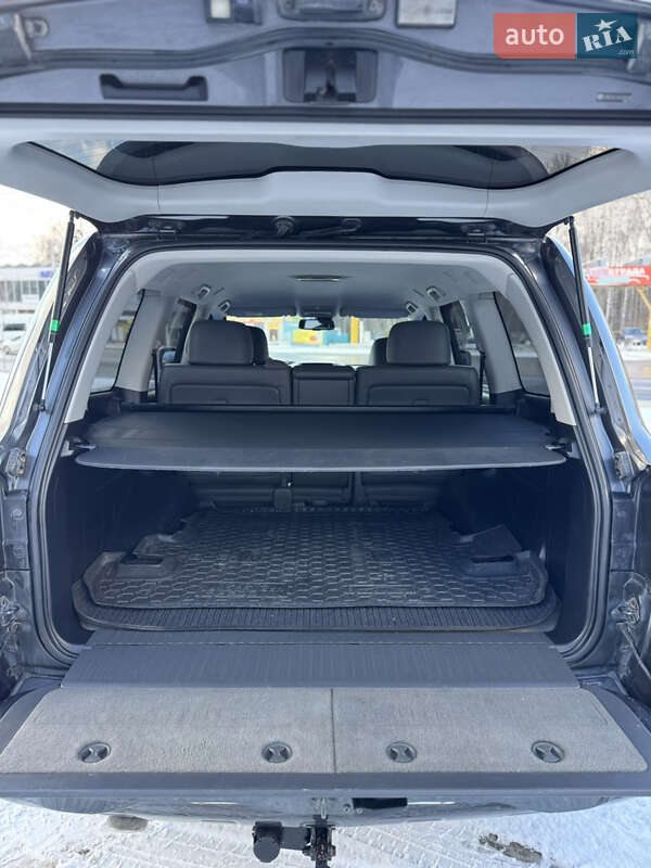 Внедорожник / Кроссовер Toyota Land Cruiser 2010 в Тернополе