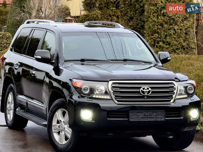 Позашляховик / Кросовер Toyota Land Cruiser 2014 в Рівному