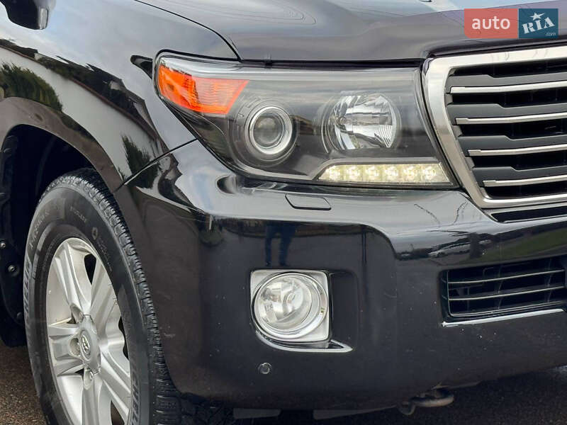 Позашляховик / Кросовер Toyota Land Cruiser 2014 в Рівному