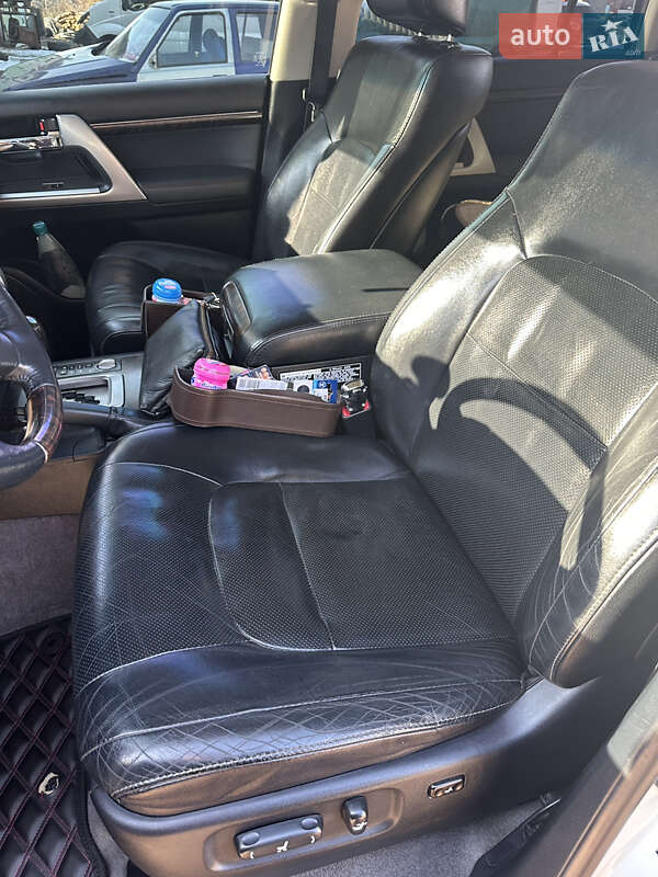 Внедорожник / Кроссовер Toyota Land Cruiser 2013 в Житомире