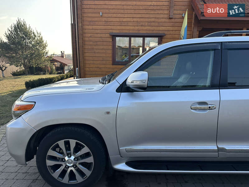 Внедорожник / Кроссовер Toyota Land Cruiser 2008 в Ивано-Франковске