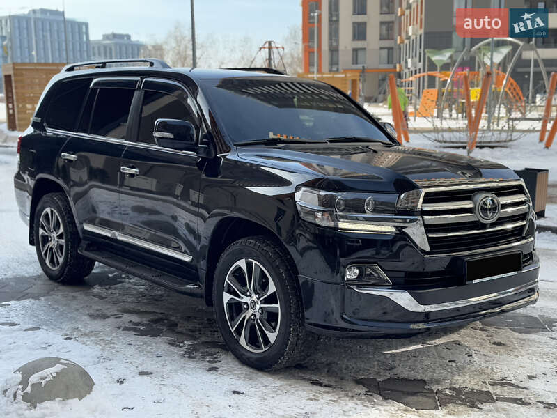 Внедорожник / Кроссовер Toyota Land Cruiser 2020 в Киеве