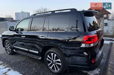 Внедорожник / Кроссовер Toyota Land Cruiser 2019 в Киеве