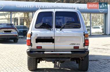 Позашляховик / Кросовер Toyota Land Cruiser 1994 в 