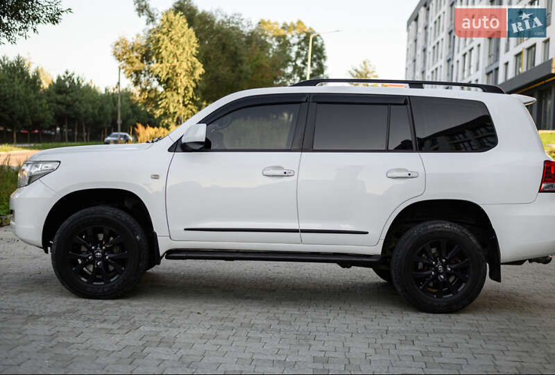 Внедорожник / Кроссовер Toyota Land Cruiser 2008 в Львове