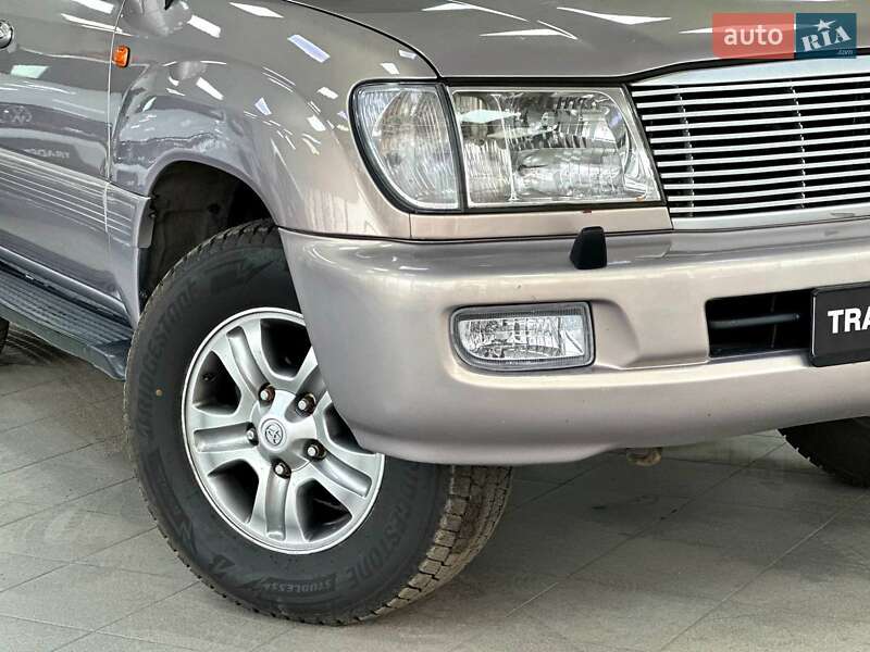 Внедорожник / Кроссовер Toyota Land Cruiser 2003 в Киеве