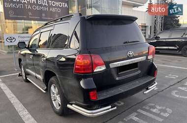 Позашляховик / Кросовер Toyota Land Cruiser 2012 в Києві