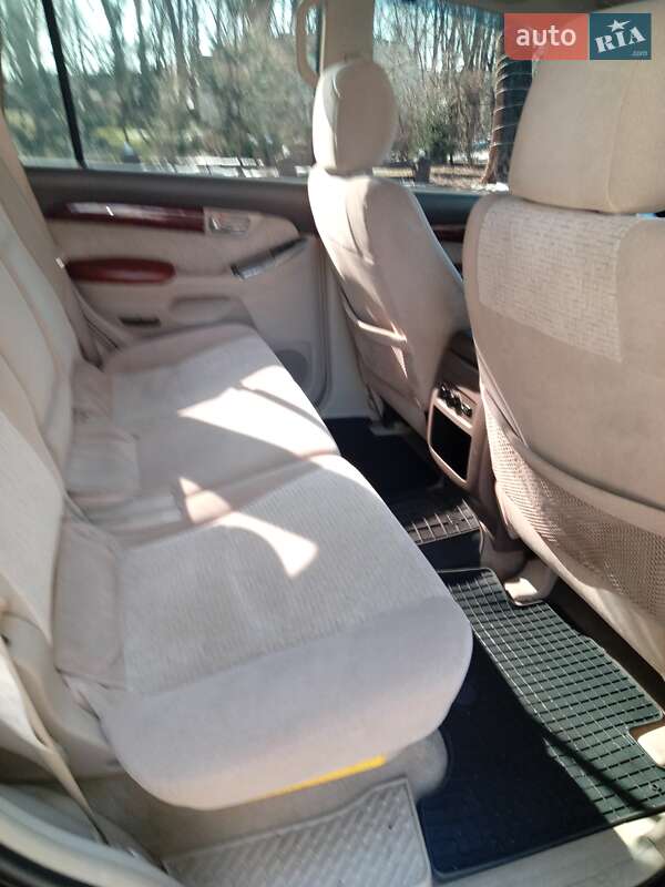 Внедорожник / Кроссовер Toyota Land Cruiser 2007 в Самборе