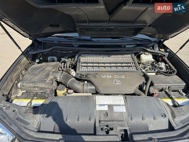 Внедорожник / Кроссовер Toyota Land Cruiser 2017 в Лубнах