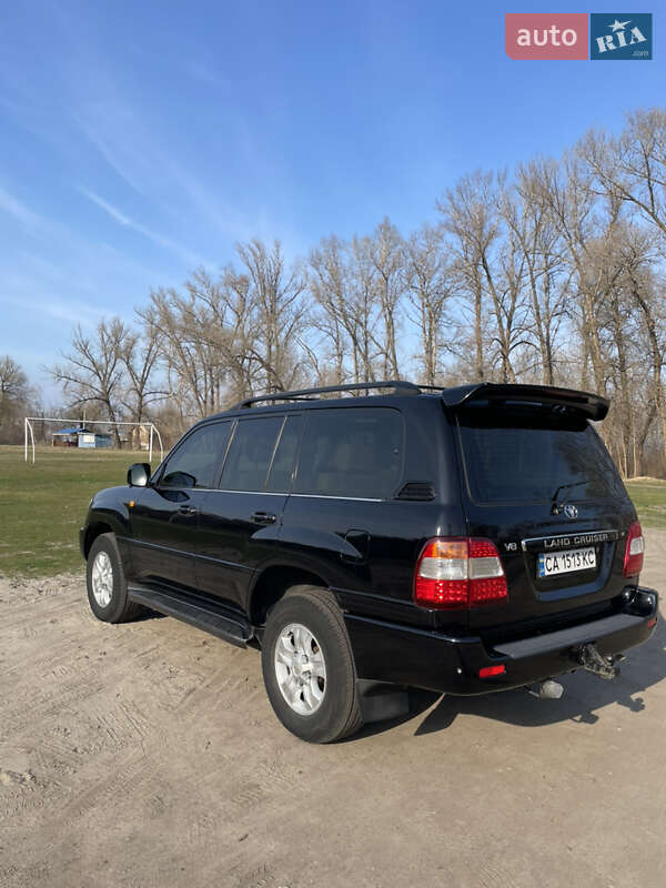 Внедорожник / Кроссовер Toyota Land Cruiser 2006 в Черкассах