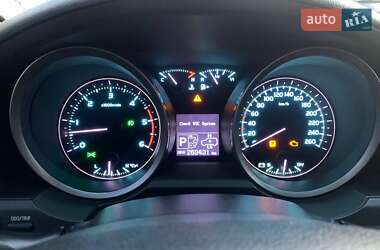 Внедорожник / Кроссовер Toyota Land Cruiser 2011 в 