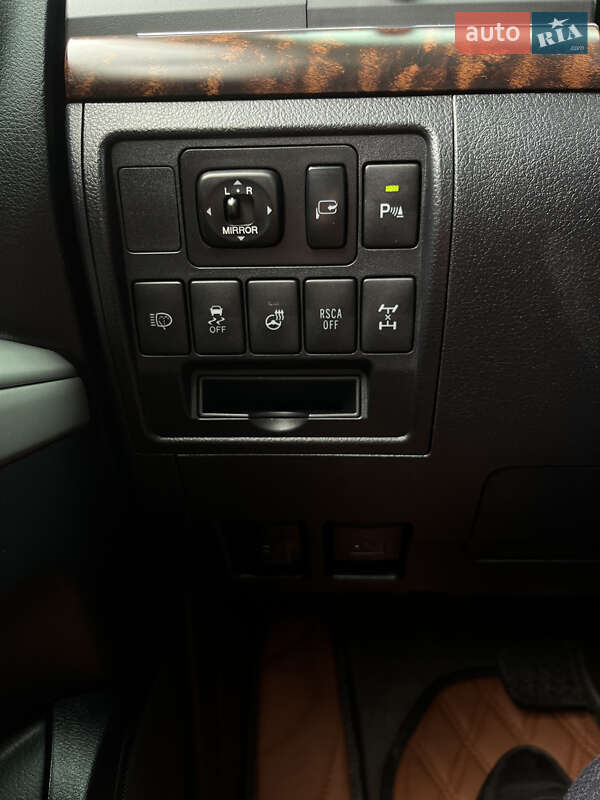 Внедорожник / Кроссовер Toyota Land Cruiser 2012 в Одессе