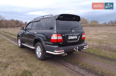 Внедорожник / Кроссовер Toyota Land Cruiser 2006 в 