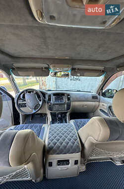 Позашляховик / Кросовер Toyota Land Cruiser 2005 в 