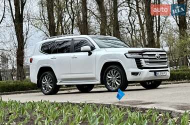 Позашляховик / Кросовер Toyota Land Cruiser 2023 в 